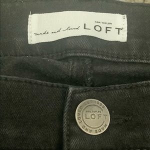 Ann Taylor LOFT black Skinny Cropped Jeans